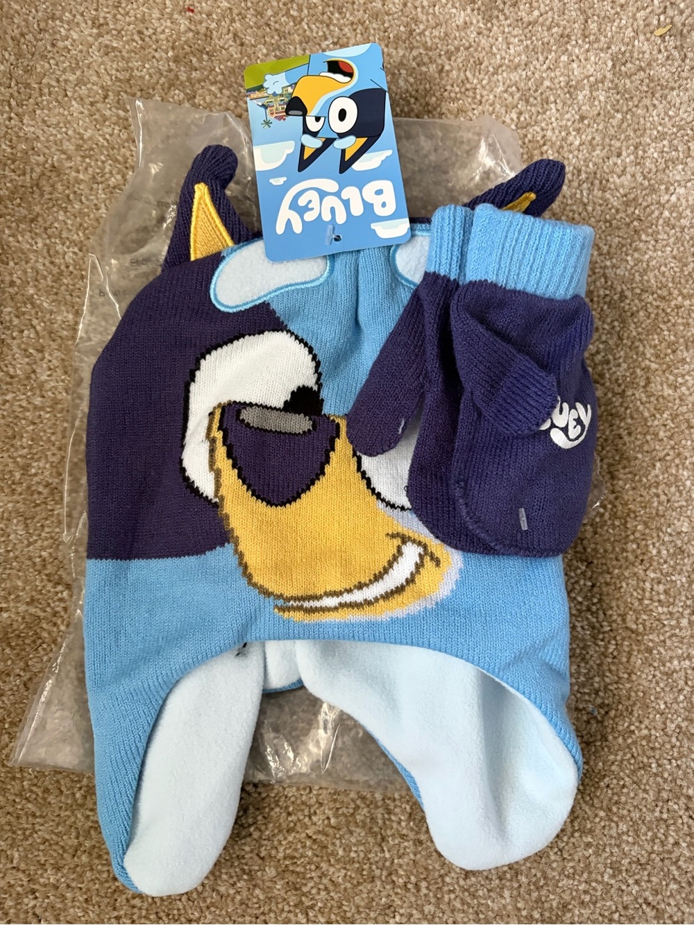 Bluey Beanie & Mittens Set